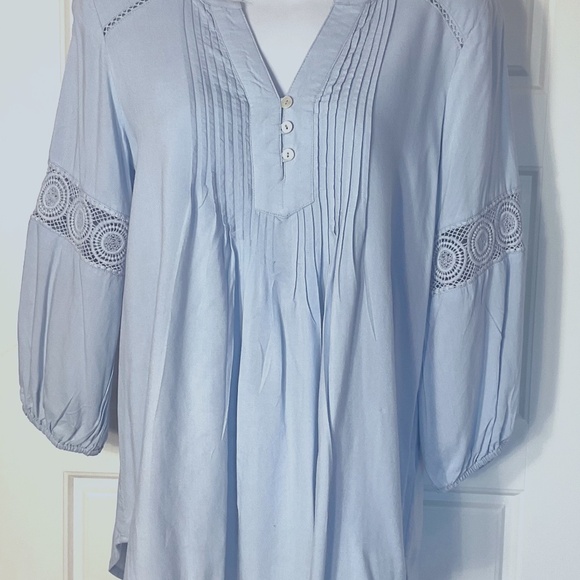 intro. Tops - Intro Pale Blue Crochet Accents Boho/ Peasant/Cottage Pullover PM